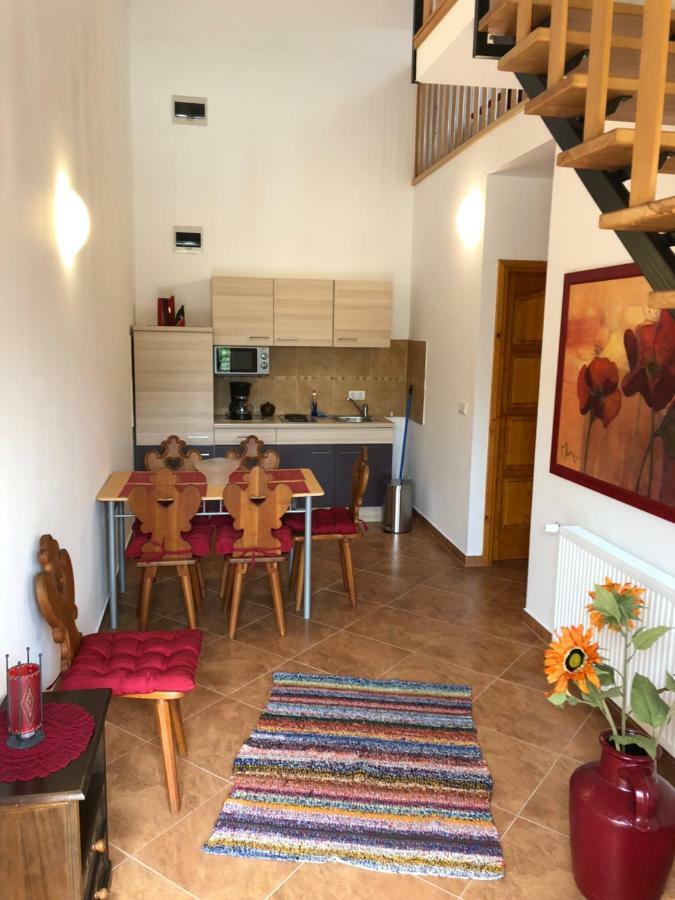 S'Schnoganeschd Villa Nemesvid Bagian luar foto